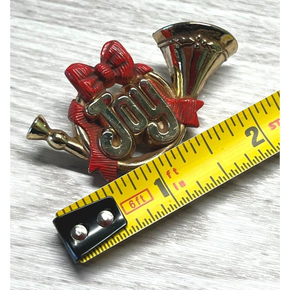 Vintage 1983 Christmas Hallmark Joy French Horn Brooch Pin Gold Tone 2" Across - Picture 3 of 4
